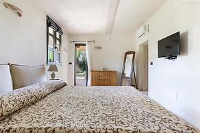 1698 Villa Joy in Ostuni
