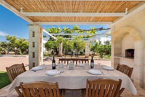 1609 Villa Emary in San Vito dei Normanni