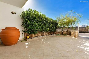 2091 Villino Tropical