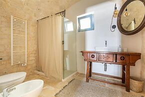 2410 Tenuta dei Fragni by Perle di Puglia