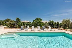 2410 Tenuta dei Fragni by Perle di Puglia