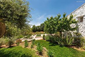 2410 Tenuta dei Fragni by Perle di Puglia