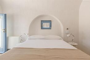 2410 Tenuta dei Fragni by Perle di Puglia