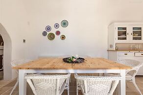 2410 Tenuta dei Fragni by Perle di Puglia