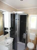 Apartments Marija Slano- Two-bedroom Apartment With Balcony and Sea Vi