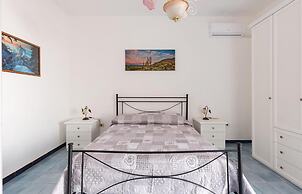 1557 Villa Marita in Torre Lapillo