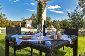 1738 Tenuta Degli Ulivi