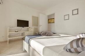 1738 Tenuta Degli Ulivi