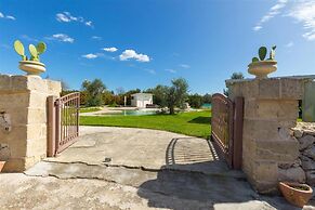 1738 Tenuta Degli Ulivi