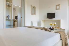 1738 Tenuta Degli Ulivi