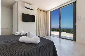 1667 Villa La Linda in Carovigno