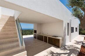 1667 Villa La Linda in Carovigno