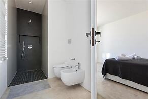 1667 Villa La Linda in Carovigno