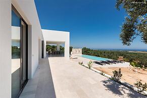 1667 Villa La Linda in Carovigno