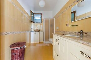 1679 Villa Mila in Torre Vado