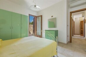 1679 Villa Mila in Torre Vado