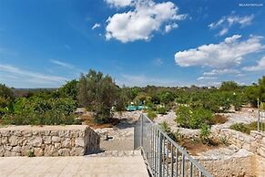 1679 Villa Mila in Torre Vado