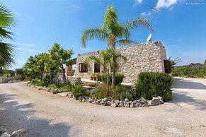 1679 Villa Mila in Torre Vado