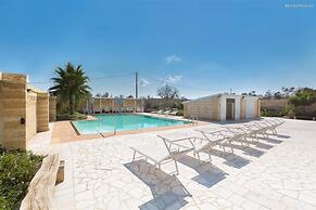 1695 Villa Albarosa in Ruffano