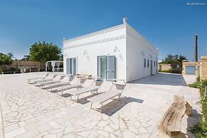 1695 Villa Albarosa in Ruffano