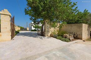 1695 Villa Albarosa in Ruffano