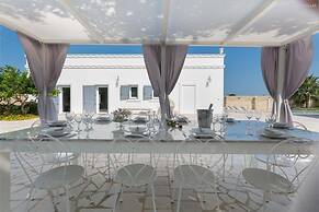 1695 Villa Albarosa in Ruffano