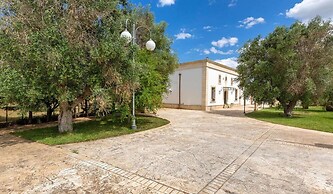 1966 Villa Medici Alla Macchia by Perle di Puglia