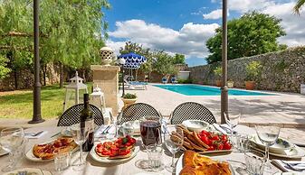 1966 Villa Medici Alla Macchia by Perle di Puglia