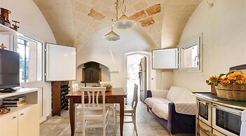 1966 Villa Medici Alla Macchia by Perle di Puglia