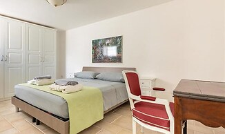 1966 Villa Medici Alla Macchia by Perle di Puglia