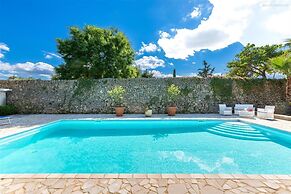 1966 Villa Medici Alla Macchia by Perle di Puglia