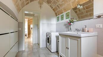 1966 Villa Medici Alla Macchia by Perle di Puglia