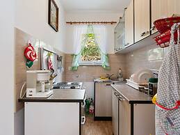 Quaint Holiday Home in Ricice-imotski Near Red Lake