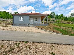 Quaint Holiday Home in Ricice-imotski Near Red Lake