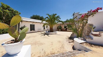 294 Villa in Campagna con Piscina a San Vito dei Normanni