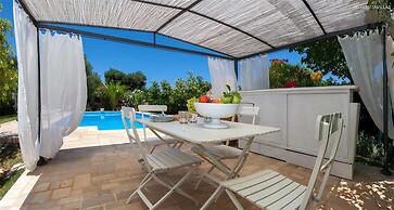 294 Villa in Campagna con Piscina a San Vito dei Normanni