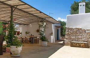 294 Villa in Campagna con Piscina a San Vito dei Normanni