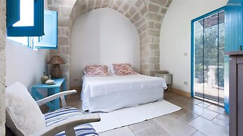 294 Villa in Campagna con Piscina a San Vito dei Normanni