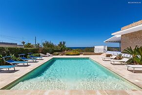 1014 Villa Miramare in Torre Suda