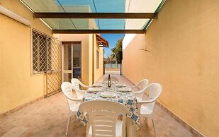 1749 Villetta Alessandra