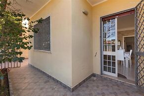 1749 Villetta Alessandra