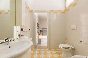 1749 Villetta Alessandra