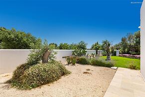 1978 Borgo Maresca by Perle di Puglia