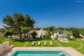 1978 Borgo Maresca by Perle di Puglia