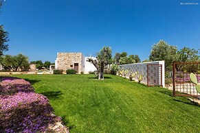 1978 Borgo Maresca by Perle di Puglia