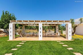 1978 Borgo Maresca by Perle di Puglia