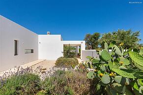 1978 Borgo Maresca by Perle di Puglia