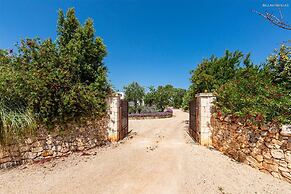 1978 Borgo Maresca by Perle di Puglia