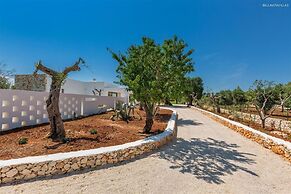 1978 Borgo Maresca by Perle di Puglia