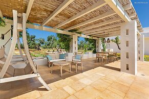 1978 Borgo Maresca by Perle di Puglia